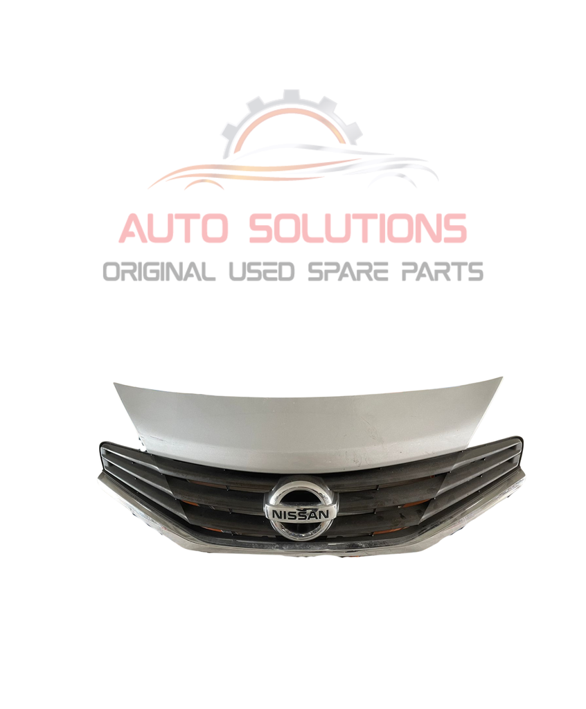 Front Grille Nissan NOTE 2012